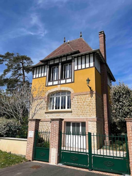 Villa D'Exception A 500 M De La Plage Merville-Franceville-Plage Extérieur photo